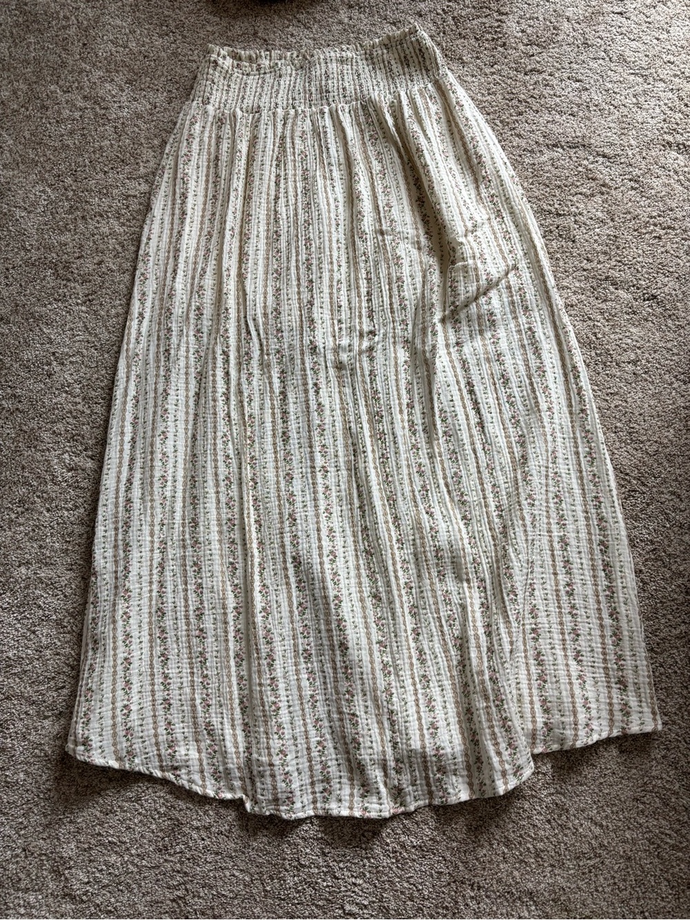 Floral Skirt - Picture 4 of 5